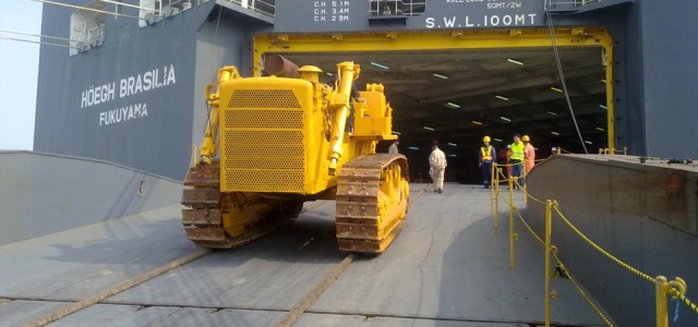 Trucks & Big machinery